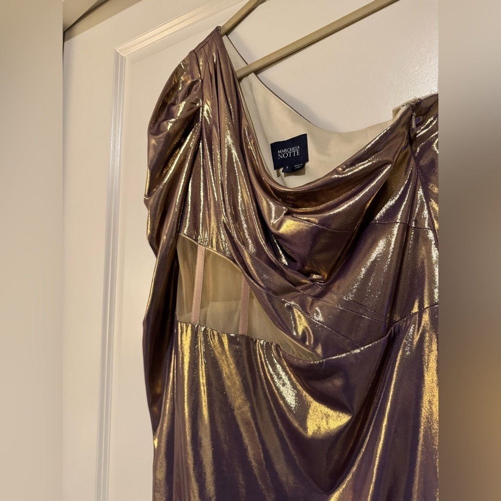 Marchesa Notte One Sleeve Lame Dress Purple Gold Metallic Size 6 Corset EUC - Picture 6 of 8